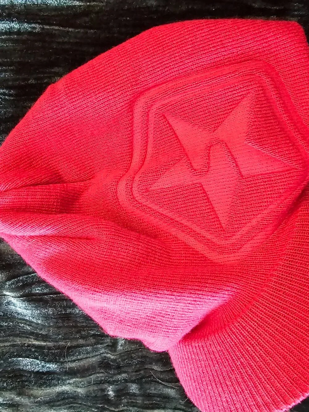 Womens sp5der hat - Picture 2 of 3